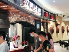 等位区-汉巴味德·烤肉与啤酒的自助(杭州大悦城店)