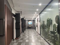 -余天成(上海云间粮仓文创园店)