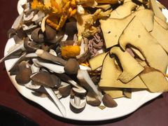 -野菌皇海景野生菌火锅(滨海大道店)