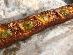 蒜香橄榄条-OUR Bakery(三里屯太古里店)