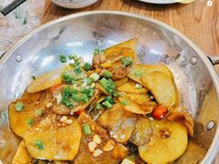 干锅土豆片-王婆婆老妈蹄花川菜馆·非物质文化遗产(太古里一店)