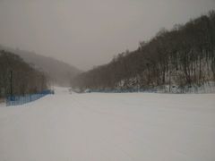-亚布力新体委滑雪场