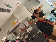 -DQ·蛋糕·冰淇淋(荟聚中心店)