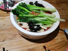 -新白鹿餐厅(银泰西湖文化广场店)