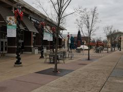 -Chicago Premium Outlets