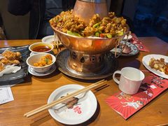 -炉小二铜锅牛蛙•川湘菜(三里屯店)