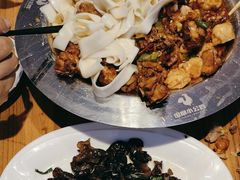 -俭寨大盘鸡·缸子肉·小公鸡·新疆菜(云通店)