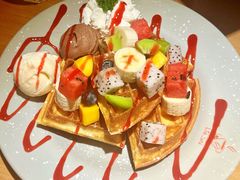 水果雪糕华夫饼-Lia Cafe Bar Restaurant松山咖啡屋