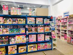 点击看大图 -逝水玩具折扣店