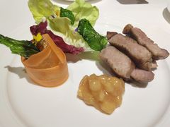 西班牙黑毛猪肩配酸椰菜苹果酱-K·Kitchen KK牛扒厨房(江南西店)