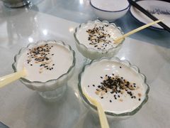 酸奶-马尔龙新疆饭店·清真(瑞景店)