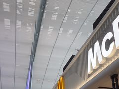 -麦当劳(深圳北站B2检票口楼上)