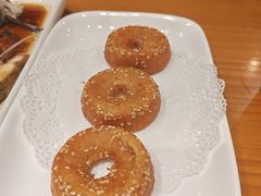 -莲餐厅·湖北菜·潜江小龙虾店(愚园路店)