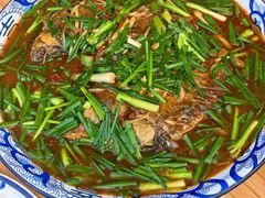 葱葱鲫鱼-钟师葱葱鲫鱼·江湖菜(梁家巷店)