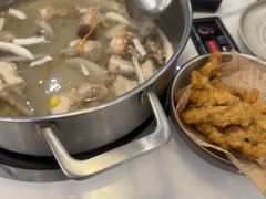 -喃喃椰·糟粕醋·椰子鸡火锅(七堡花园店)
