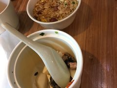-新澳港式茶餐厅(余姚路店)