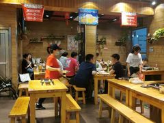 大堂-管氏翅吧(护国寺店)
