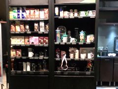 -星巴克臻选(南京金茂览秀城店)