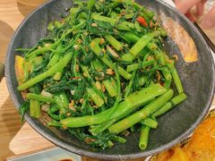 -马来西亚肉骨茶汤·招牌螃蟹·烧鸡·呷喱吧吧(海上世界店)