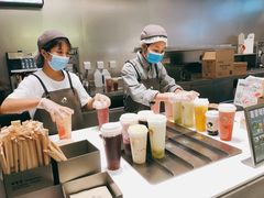 -喜茶(杭州滨江宝龙店)