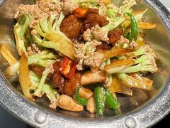 干锅手撕包菜-晓淮山·扬州早茶·淮扬菜(龙阳广场店)