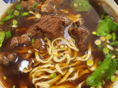 红烧牛肉面-寅春百年老卤面(汤山店)