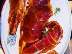 精品烤鸭-悦江(梅奔中心店)