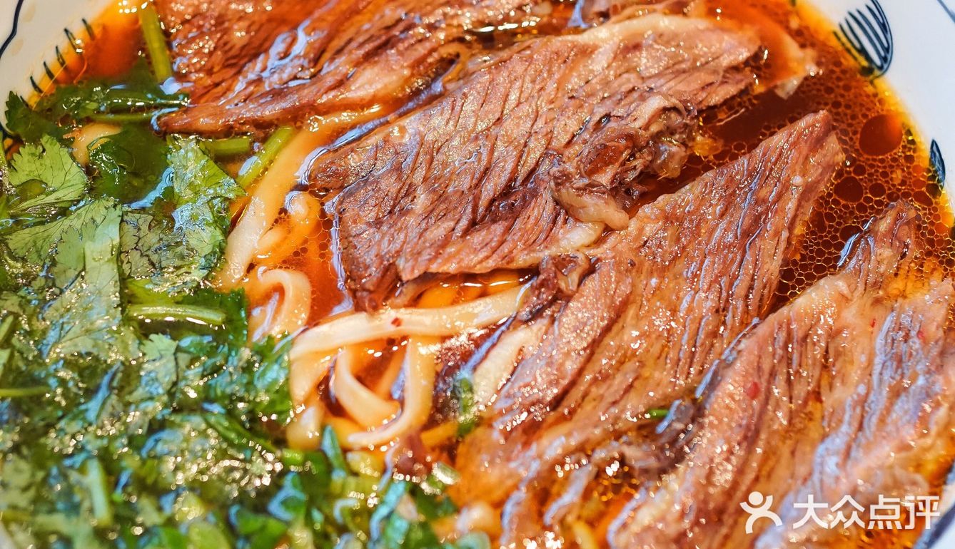 神仙牛肉面,料超足!!