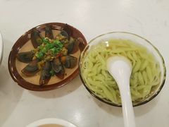 -李与白包子铺(桐梓林店)