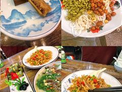 -刘姐啤酒鱼民族演艺餐厅(西街总店)