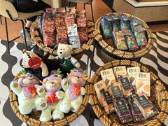 -星巴克臻选(莘庄仲盛店)