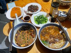 -沪西老弄堂面馆(定西路店)