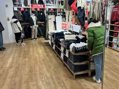 -优衣库(天津鲁能城购物中心店)