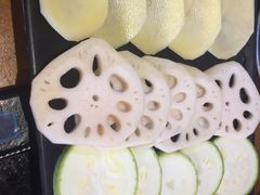 -唯成•韩国炭火烤肉 유성고기