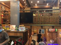 -老东镇啤酒屋海鲜加工·蒸汽海鲜·海鲜烧烤(台东店)