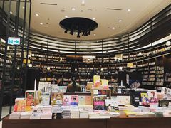 -诚品(信义店)