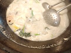 -陈大锅·岳阳鱼馆·地道岳阳菜(美食街店)