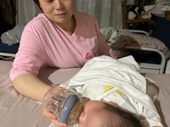 -爱贝尔高端月嫂(母婴护理)