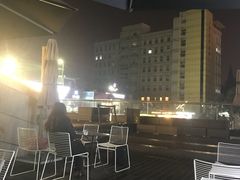 -UNI UNI(环亚凯瑟琳店)