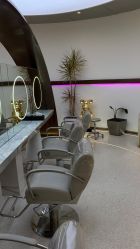 -In Style Hair Salon