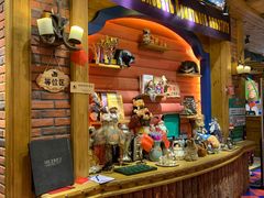 -米德维奇俄式西餐厅(西六道街店)