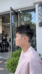 -Tloml salon