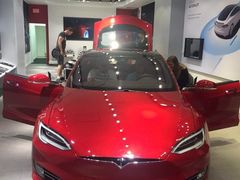-TESLA 特斯拉(郑州正弘城体验店)
