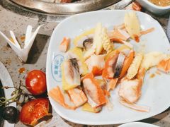 -金滏山烤肉·海鲜·火锅自助餐厅(襄阳万达店)