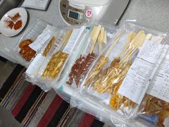 -何师烧烤·香辣蟹·川菜·30年老品牌(太古里旗舰店)