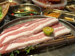 -草家酱蟹炭火烤肉店(珲春南路一店)