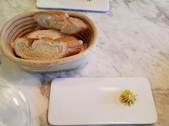 -La Mer Restaurant & Lounge