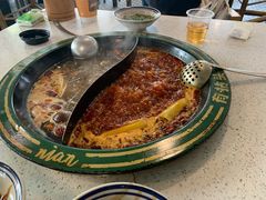 菌汤鸳鸯锅-有拈头成都市井火锅(南山总店)