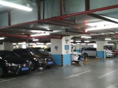 -中山公园-龙之梦停车场