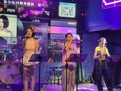 -Famous肥猫墨西哥音乐餐吧(五棵松华熙LIVE店)